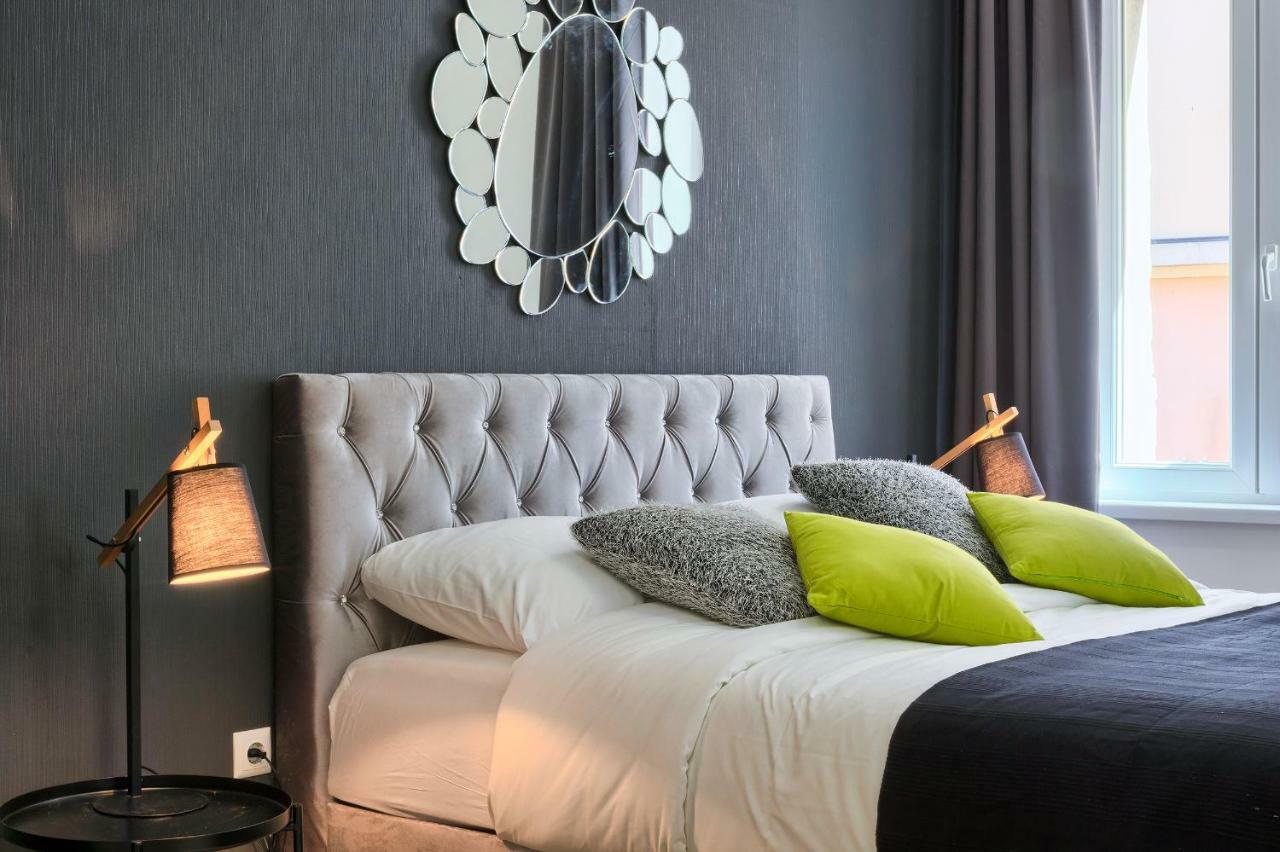Hedone Luxury 3 Apartments With Free Parking Pula Eksteriør billede